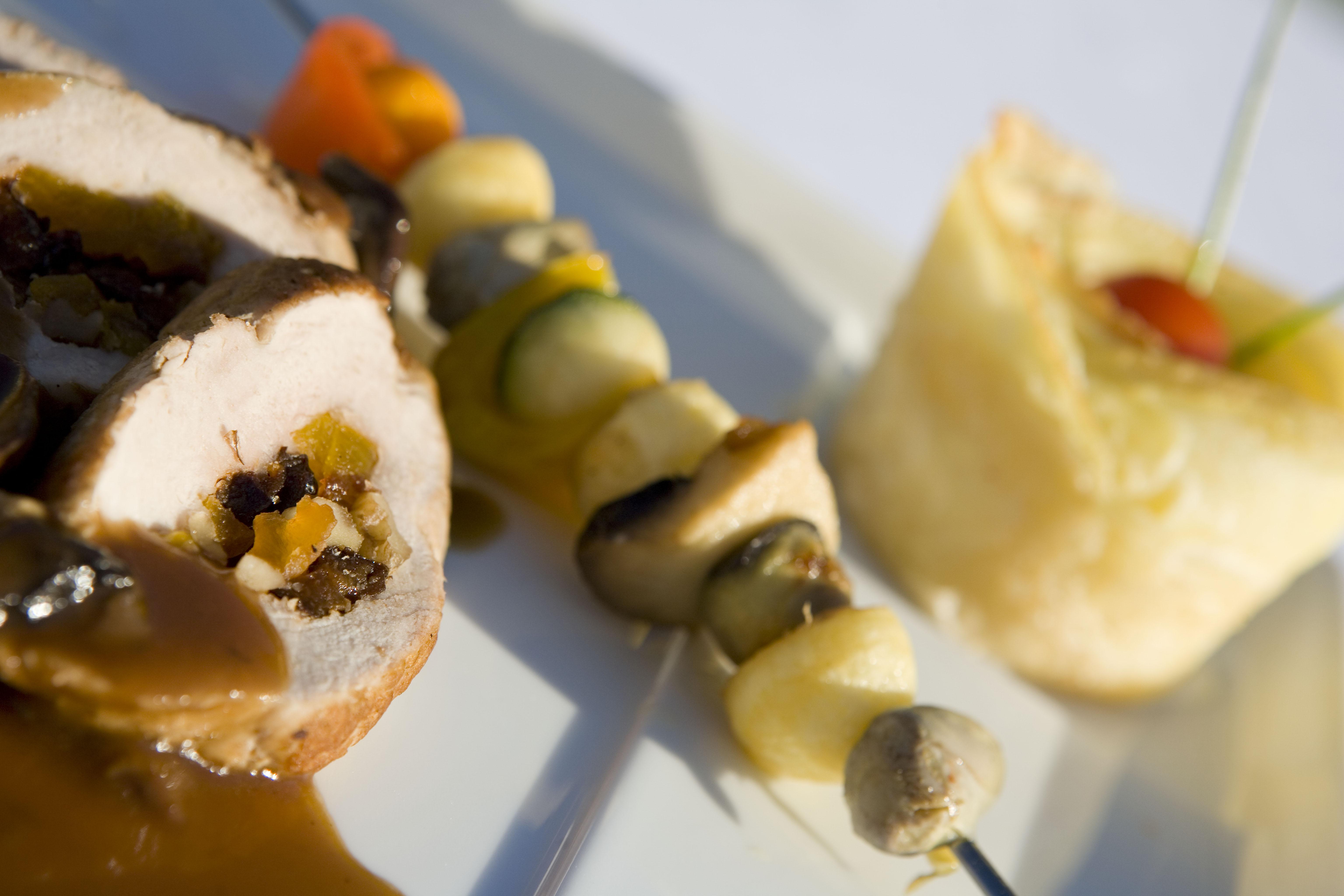 ロードス パレス ホテル イキソス エクステリア 写真 A vegetarian canapé