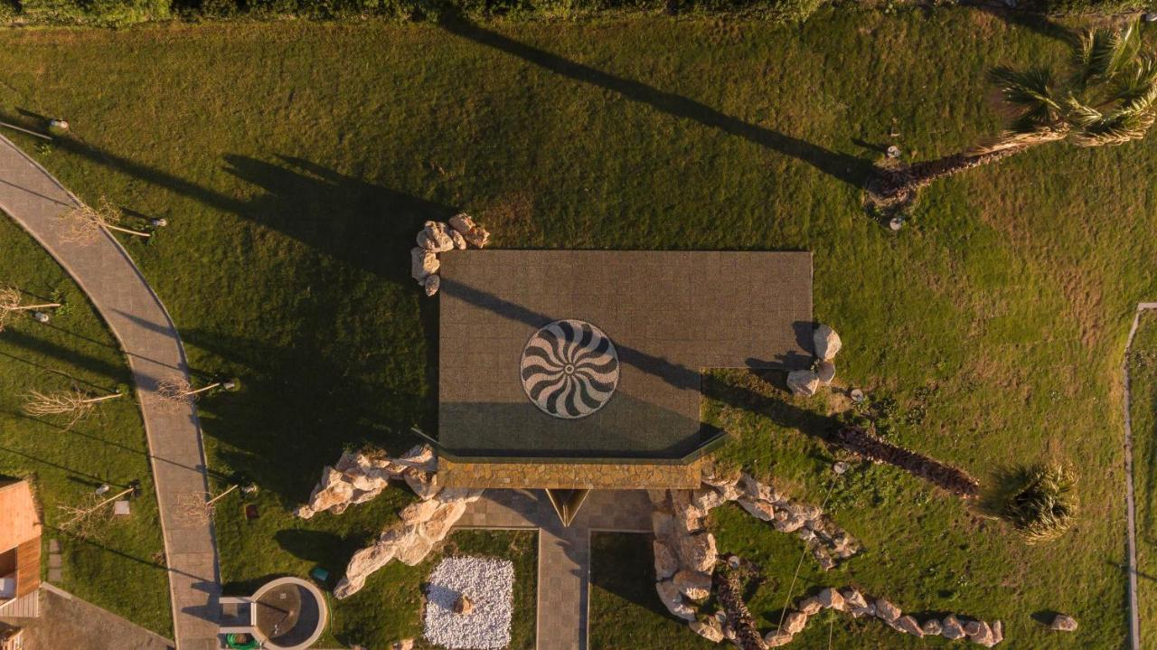 ロードス パレス ホテル イキソス エクステリア 写真 The memorial from the air